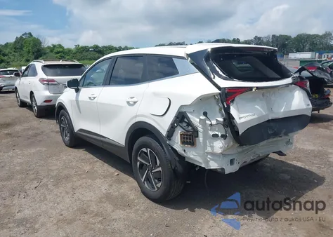 2023 Kia Sportage Hybrid Lx z USA, uszkodzony, nr VIN KNDPUCAG4P7104847